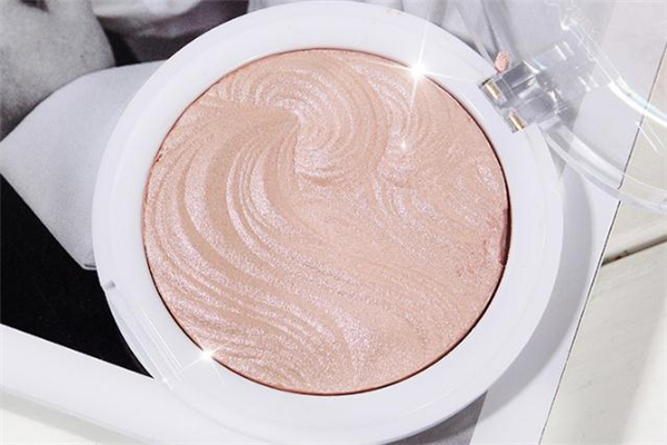 mua高光真假對比 mua高光哪個顏色最自然 mua高光真假對比 mua高光哪個顏色最自然