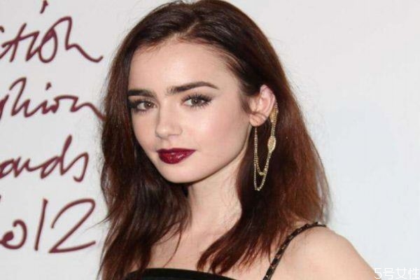 皮膚暗用什么顏色的口紅 比較黑用什么顏色口紅 皮膚暗用什么顏色的口紅 比較黑用什么顏色口紅