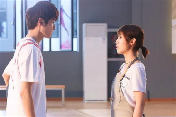 男人在朋友圈曬老婆說明什么 男人朋友圈曬老婆什么心理 男人在朋友圈曬老婆說明什么 男人朋友圈曬老婆什么心理