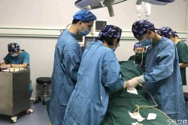 吸脂提臀安全嗎 吸脂提臀有風(fēng)險(xiǎn)嗎 吸脂提臀安全嗎 吸脂提臀有風(fēng)險(xiǎn)嗎