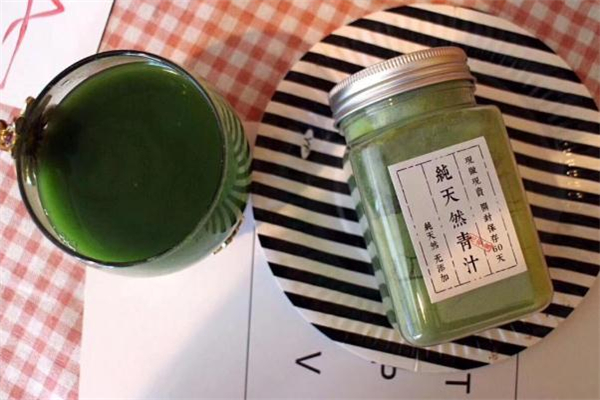 喝完青汁能馬上吃飯嗎 喝完青汁吃東西會(huì)胖嗎 喝完青汁能馬上吃飯嗎 喝完青汁吃東西會(huì)胖嗎