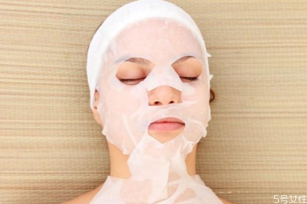 面膜對(duì)皮膚有傷害嗎 面膜含什么成分不能買(mǎi)