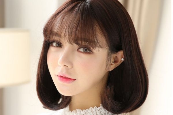 適合圓臉美眉的發(fā)型 什么發(fā)型適合圓臉美眉 適合圓臉美眉的發(fā)型 什么發(fā)型適合圓臉美眉