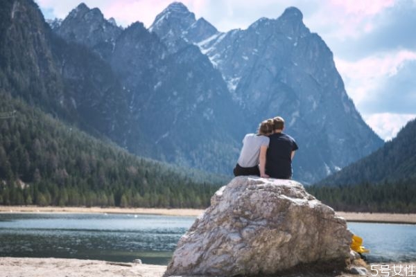 如何防止老公出軌 預(yù)防老公出軌的步驟及做法 如何防止老公出軌 預(yù)防老公出軌的步驟及做法