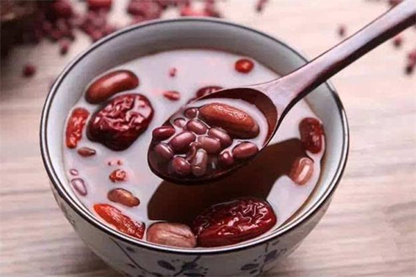 五紅湯的做法 五紅湯可以下奶嗎 五紅湯的做法 五紅湯可以下奶嗎