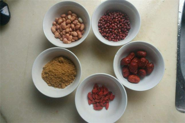 五紅湯可以天天喝嗎 五紅湯喝多久才有效 五紅湯可以天天喝嗎 五紅湯喝多久才有效