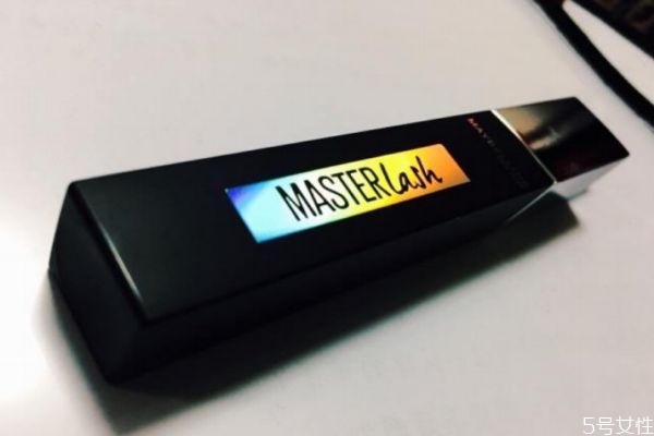 適合新手的睫毛膏 新手適合什么睫毛膏 適合新手的睫毛膏 新手適合什么睫毛膏