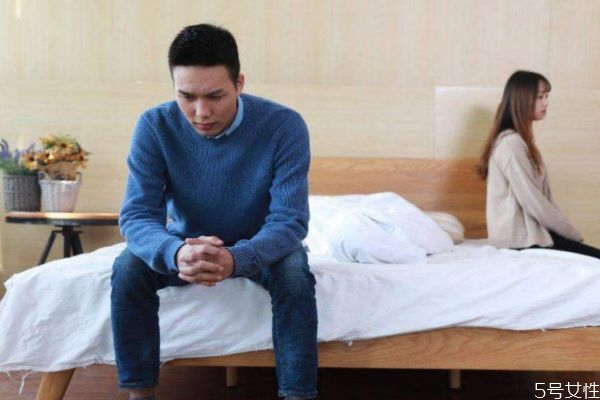 喜歡冷暴力的男生的特征 什么男生喜歡冷暴力 喜歡冷暴力的男生的特征 什么男生喜歡冷暴力