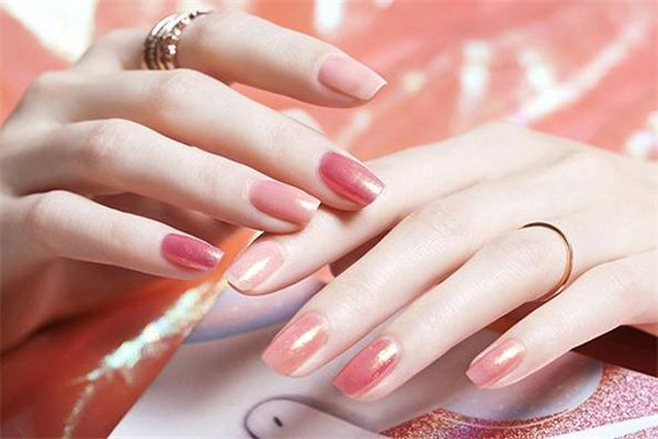 miss candy指甲油保質(zhì)期-miss candy指甲油容易掉嗎 miss candy指甲油保質(zhì)期-miss candy指甲油容易掉嗎