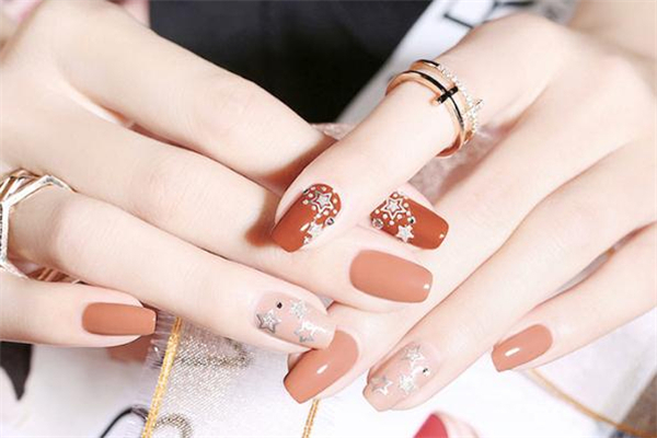 miss candy指甲油顏色推薦-miss candy指甲油哪個(gè)顏色好看 miss candy指甲油顏色推薦-miss candy指甲油哪個(gè)顏色好看