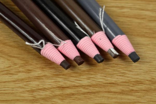 眉筆為什么有根線 眉筆那線的作用 眉筆為什么有根線 眉筆那線的作用