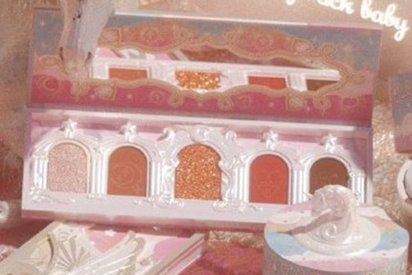 花知曉獨角獸眼影盤好用嗎 花知曉獨角獸眼影盤是啞光的嗎 花知曉獨角獸眼影盤好用嗎 花知曉獨角獸眼影盤是啞光的嗎