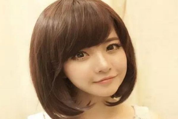 發(fā)際線比較高適合什么發(fā)型 什么發(fā)型適合發(fā)際線高人群 發(fā)際線比較高適合什么發(fā)型 什么發(fā)型適合發(fā)際線高人群