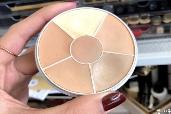 遮瑕膏使用痕跡明顯怎么解決 如何正確使用遮瑕膏 遮瑕膏使用痕跡明顯怎么解決 如何正確使用遮瑕膏