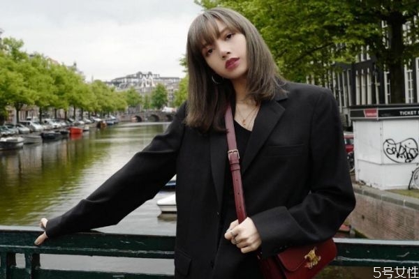 怎樣減少臉上的皺紋 怎樣淡化眼部皺紋 怎樣減少臉上的皺紋 怎樣淡化眼部皺紋