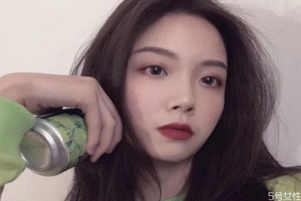 離子燙能堅(jiān)持多長(zhǎng)時(shí)間 具體的離子燙步驟 離子燙能堅(jiān)持多長(zhǎng)時(shí)間 具體的離子燙步驟