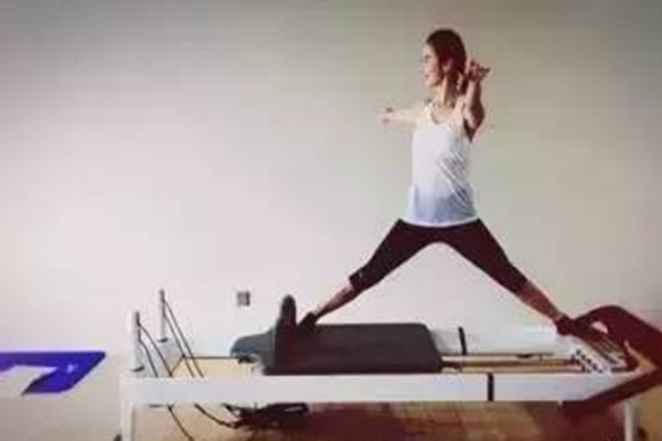 普拉提和瑜伽的鍛煉對(duì)比 新手練普拉提還是瑜伽 普拉提和瑜伽的鍛煉對(duì)比 新手練普拉提還是瑜伽