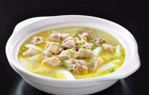 山藥雞湯怎么做好喝 山藥雞湯的做法 山藥雞湯怎么做好喝 山藥雞湯的做法