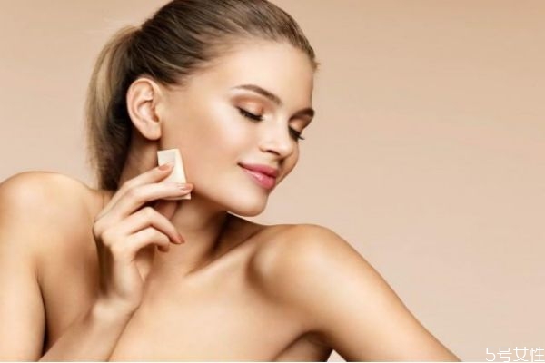 顴骨弓外擴怎么改善 顴弓外擴修容教程 顴骨弓外擴怎么改善 顴弓外擴修容教程