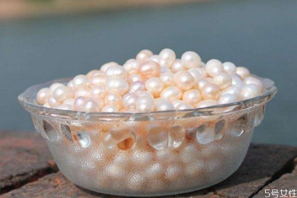 珍珠粉如何自制面膜 珍珠粉自制面膜的方法 珍珠粉如何自制面膜 珍珠粉自制面膜的方法
