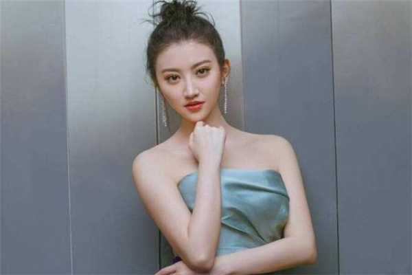 愛貝芙豐額頭要多少錢 愛貝芙豐額頭效果好嗎 愛貝芙豐額頭要多少錢 愛貝芙豐額頭效果好嗎