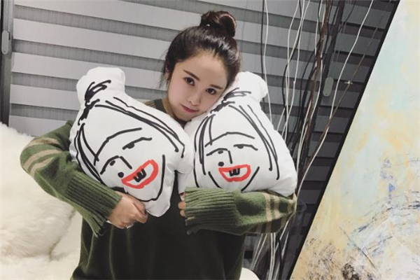 愛貝芙豐額頭看得出來嗎 愛貝芙豐額頭可以摸出來嗎 愛貝芙豐額頭看得出來嗎 愛貝芙豐額頭可以摸出來嗎