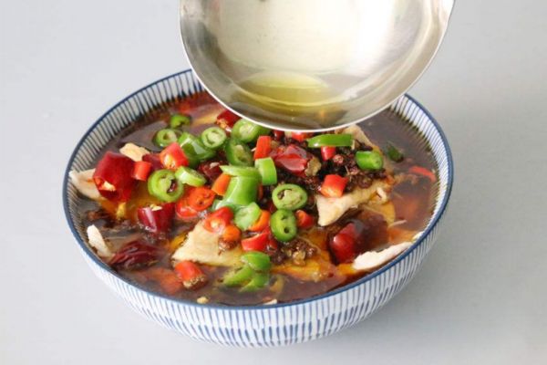 水煮肉片怎么做好吃 水煮肉片的簡單做法