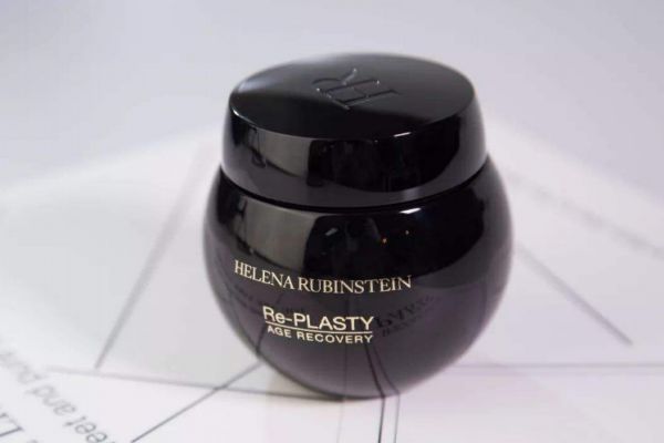 赫蓮娜黑繃帶面霜用法 赫蓮娜黑繃帶面霜如何用 赫蓮娜黑繃帶面霜用法 赫蓮娜黑繃帶面霜如何用