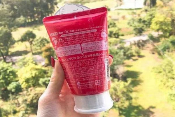 適合中性皮膚的洗面奶 中性皮膚適合什么洗面奶 適合中性皮膚的洗面奶 中性皮膚適合什么洗面奶