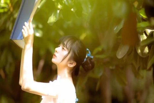 男生如何看待糾纏他的女生 男生對糾纏他的女生是什么感覺 男生如何看待糾纏他的女生 男生對糾纏他的女生是什么感覺