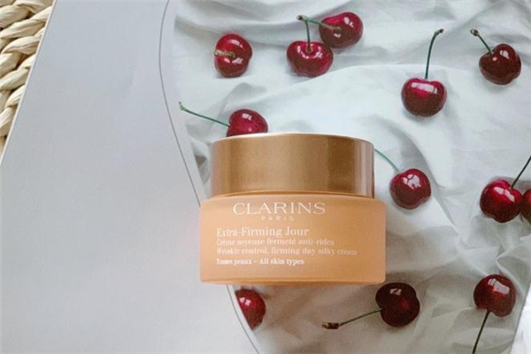 嬌韻詩彈簧霜成分 嬌韻詩彈簧霜孕婦可以用嗎 嬌韻詩彈簧霜成分 嬌韻詩彈簧霜孕婦可以用嗎