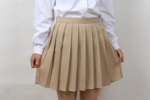 jk裙和百褶裙的區(qū)別 jk裙和百褶裙的不同 jk裙和百褶裙的區(qū)別 jk裙和百褶裙的不同