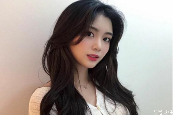 頭發(fā)做柔順有傷害嗎 頭發(fā)做柔順傷害大嗎 頭發(fā)做柔順有傷害嗎 頭發(fā)做柔順傷害大嗎