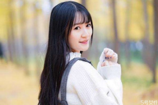 女生喜歡你的小細(xì)節(jié) 怎么分辨女生是不是喜歡你 女生喜歡你的小細(xì)節(jié) 怎么分辨女生是不是喜歡你