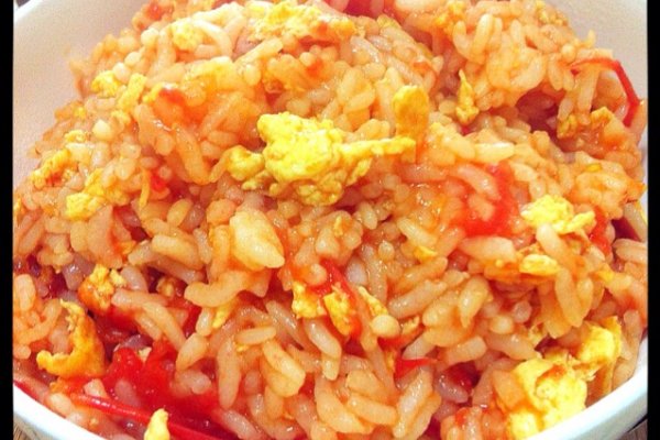 番茄炒飯?jiān)趺醋龊贸?番茄炒飯的做法 番茄炒飯?jiān)趺醋龊贸?番茄炒飯的做法