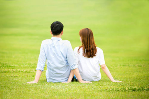 怎樣和強勢的女朋友相處 和強勢女朋友相處的方法 怎樣和強勢的女朋友相處 和強勢女朋友相處的方法