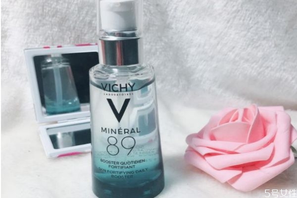 精華液適合油性皮膚嗎 精華液適合夏天用嗎 精華液適合油性皮膚嗎 精華液適合夏天用嗎