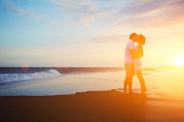 信息秒回的男生一定愛(ài)你嗎 信息秒回的男生是在乎你嗎 信息秒回的男生一定愛(ài)你嗎 信息秒回的男生是在乎你嗎