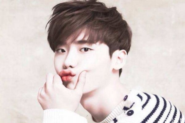 青春期男生皮膚保養(yǎng)的方法 青春期男生怎么保養(yǎng)皮膚 青春期男生皮膚保養(yǎng)的方法 青春期男生怎么保養(yǎng)皮膚