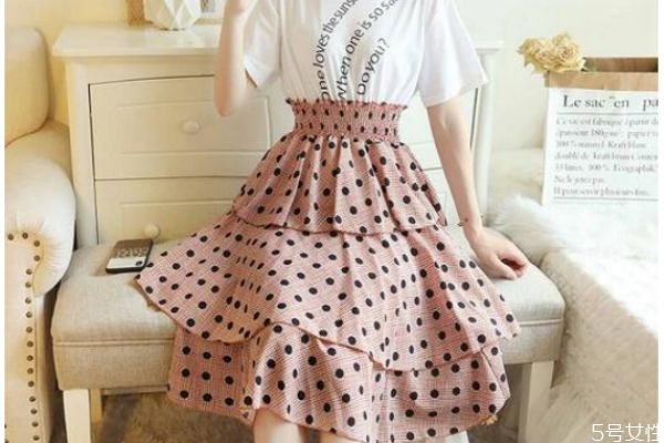 蛋糕裙配什么鞋子 蛋糕裙怎么搭配鞋子 蛋糕裙配什么鞋子 蛋糕裙怎么搭配鞋子