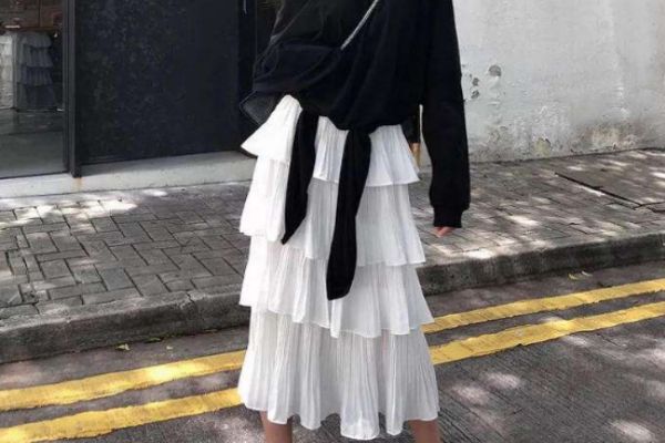 蛋糕裙怎么穿好看 蛋糕裙的好看搭配 蛋糕裙怎么穿好看 蛋糕裙的好看搭配