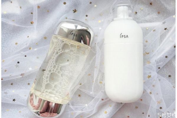 晚上需要用水乳嗎 水乳應(yīng)該什么時(shí)候用 晚上需要用水乳嗎 水乳應(yīng)該什么時(shí)候用