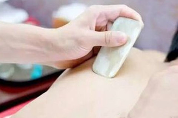 背部刮痧后如何護理 背部刮痧后的護理方法 背部刮痧后如何護理 背部刮痧后的護理方法