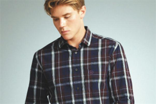 男生怎么穿出少年感 男生少年感穿搭圖片 男生怎么穿出少年感 男生少年感穿搭圖片