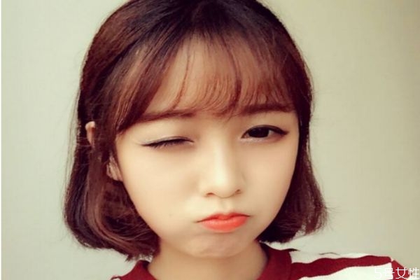 劉海懸空怎么壓下去 劉海很翹不貼額頭怎么辦 劉海懸空怎么壓下去 劉海很翹不貼額頭怎么辦