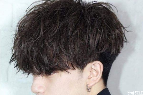 錫紙燙梳開(kāi)了怎么補(bǔ)救 錫紙燙梳開(kāi)了還能恢復(fù)嗎 錫紙燙梳開(kāi)了怎么補(bǔ)救 錫紙燙梳開(kāi)了還能恢復(fù)嗎