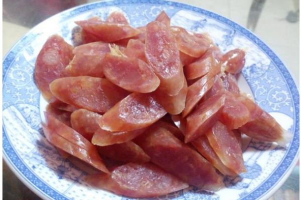 廣東臘腸怎么做好吃 廣東臘腸的簡(jiǎn)單做法 廣東臘腸怎么做好吃 廣東臘腸的簡(jiǎn)單做法
