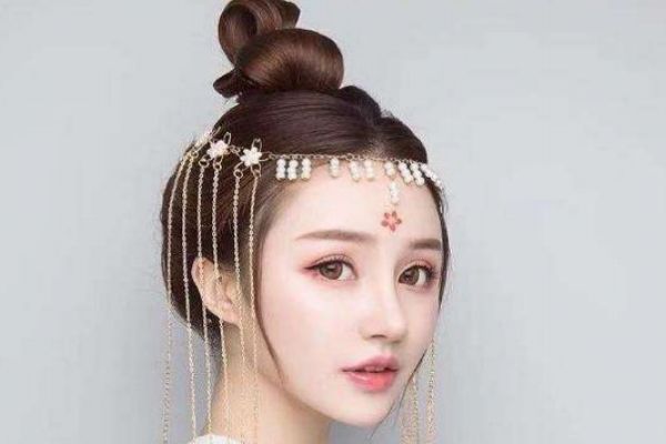 好看的古風(fēng)發(fā)型有什么 盤點好看的古風(fēng)頭發(fā) 好看的古風(fēng)發(fā)型有什么 盤點好看的古風(fēng)頭發(fā)