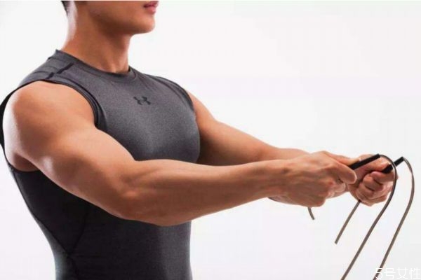 跳繩和呼啦圈哪個(gè)減肥 跳繩和呼啦圈減肥哪個(gè)好 跳繩和呼啦圈哪個(gè)減肥 跳繩和呼啦圈減肥哪個(gè)好