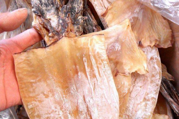 魷魚干的應(yīng)該怎么做 魷魚干簡(jiǎn)單做法